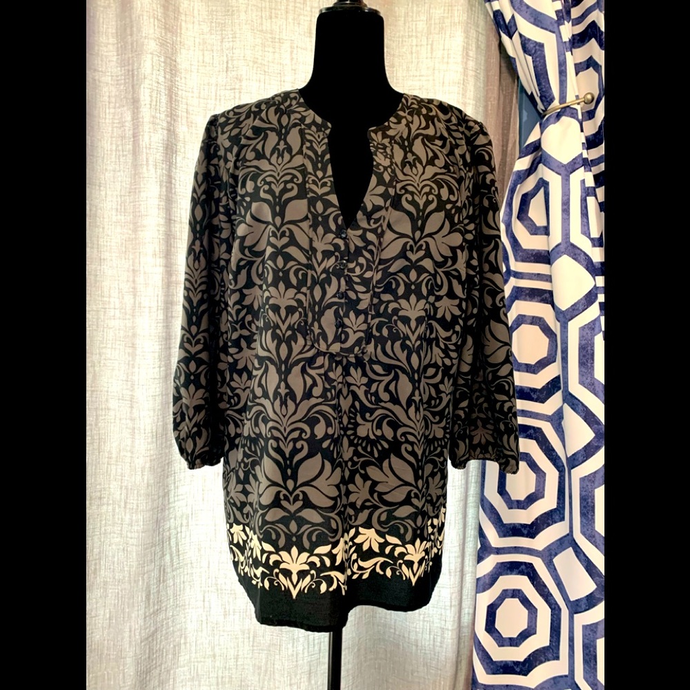 Light, flowy LOFT tunic